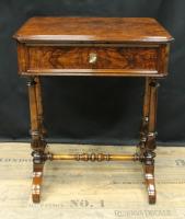 naehtisch-um-1860-2120