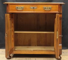 Halbschrank 