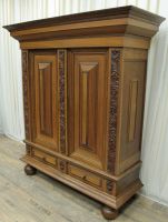 Schrank (Barockform)