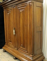 Frankfurter Wellenschrank