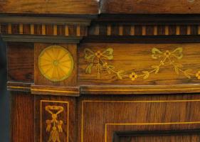 Eckschrank-Etagere