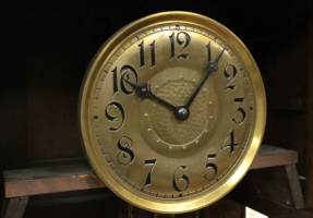 Standuhr L2222
