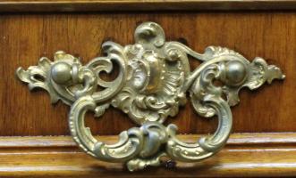 Halbschrank