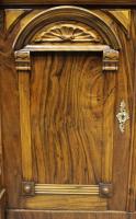 Halbschrank