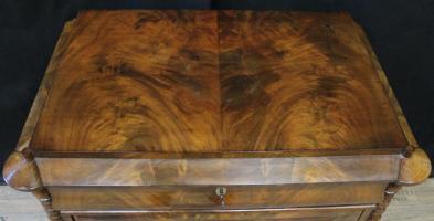 Halbschrank
