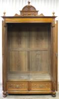 Dielenschrank
