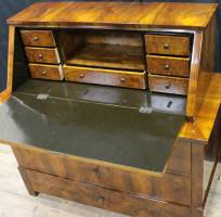 schraegklappen-sekretaer-biedermeier-um-1820-nussbaum-2328