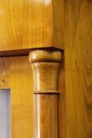 Vitrinenschrank