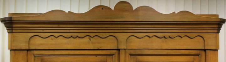 Kleider/Wäscheschrank