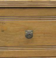 Kleiderschrank