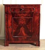 halbschrank-spaetbiedermeier-um-1840-mahagoni-2485