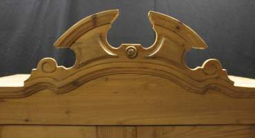 Kleiderschrank