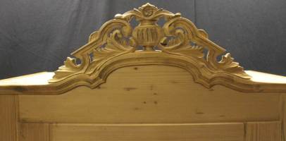Kleiderschrank