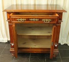 Halbschrank