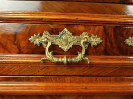 Halbschrank