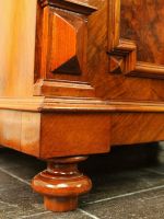 Halbschrank