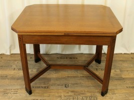 Tisch mit 4 Stühlen (Art Deco)