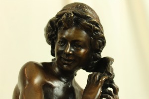 Bronzestatue