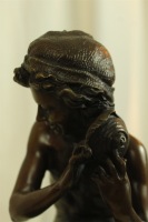 Bronzestatue