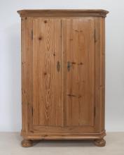 Dielenschrank, Kastenschrank - zweitürig