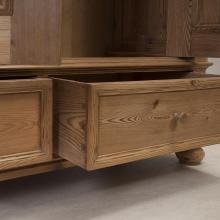 Gründerzeit Kleiderschrank