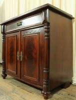 Halbschrank [A619]