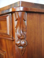 Anrichte / Halbschrank Mahagoni