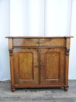 anrichte-halbschrank-gruenderzeit-nussbaum-1238