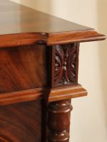Anrichte / Halbschrank