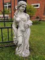 statue-3003