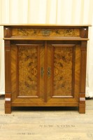 halbschrank-um-1870-80-nussbaum-2023