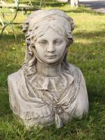 statue-3010