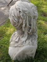 Statue