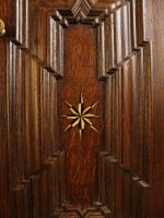 Anrichte / Halbschrank mit Barocktüren