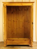 Wäscheschrank