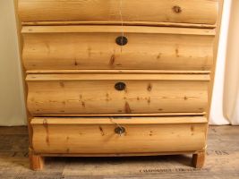 Garderobenschrank