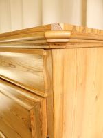 Garderobenschrank