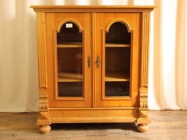 vitrine-[c323]-gruenderzeit-1323