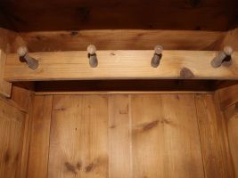 Kleiderschrank