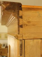 Vitrinenschrank