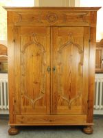kleiderschrank-barock-um-1730-1760-kiefernholz-1394