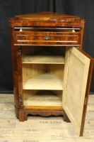 Eckschrank A2048