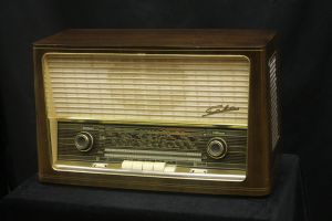 roehrenradio-um-1940-50-2063