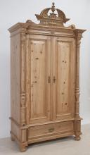 Kleiderschrank mit Schublade