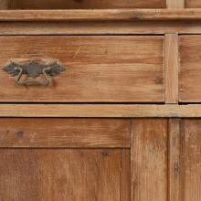 Küchenschrank mit Aufsatz