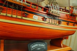 Schiffsmodell Spanish Galeon