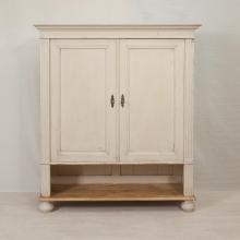 zweitueriger-schrank-gruenderzeit-kiefer-ueberarbeitet-sk-3566
