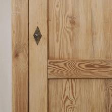 Eintüriger Kastenschrank
